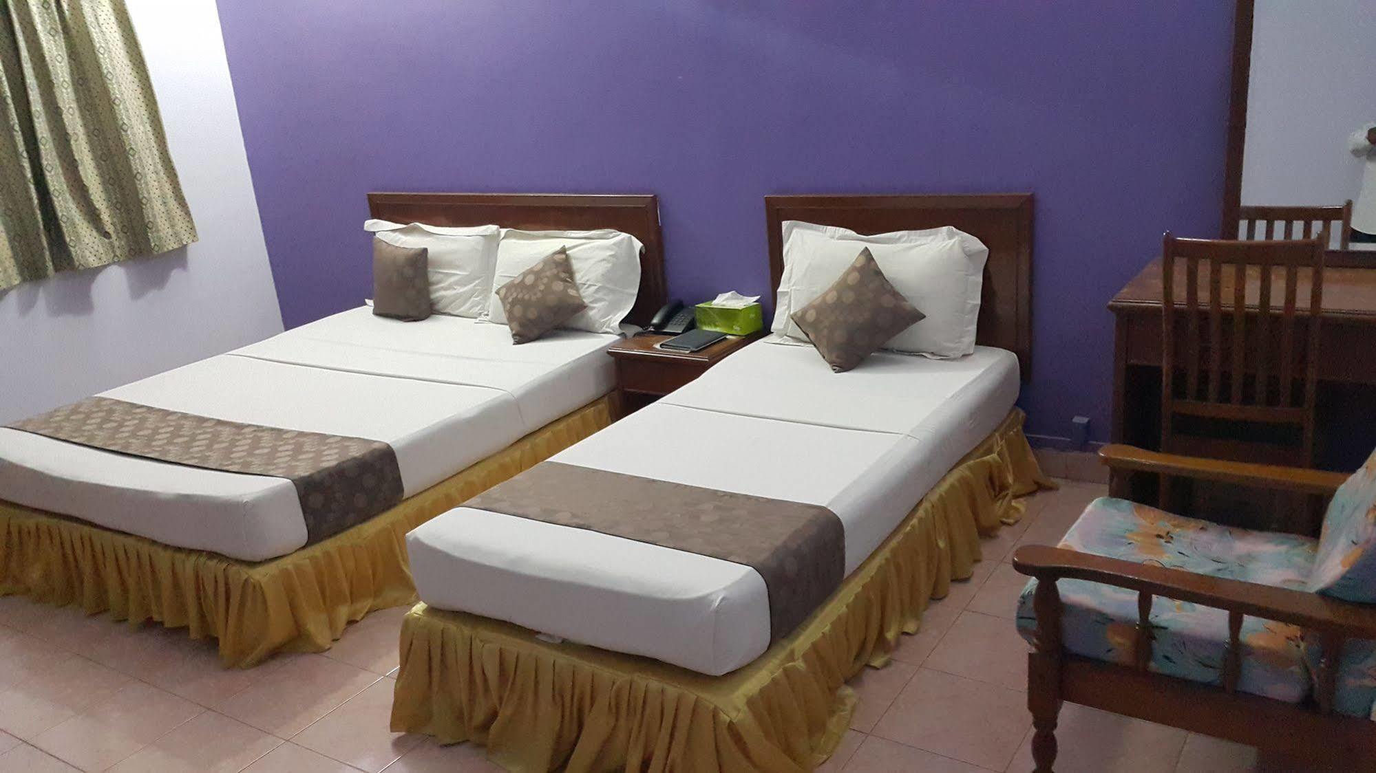 מאלה Skai Lodge מראה חיצוני תמונה