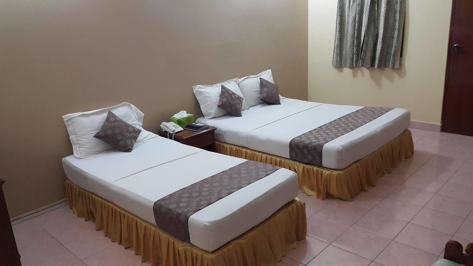מאלה Skai Lodge מראה חיצוני תמונה