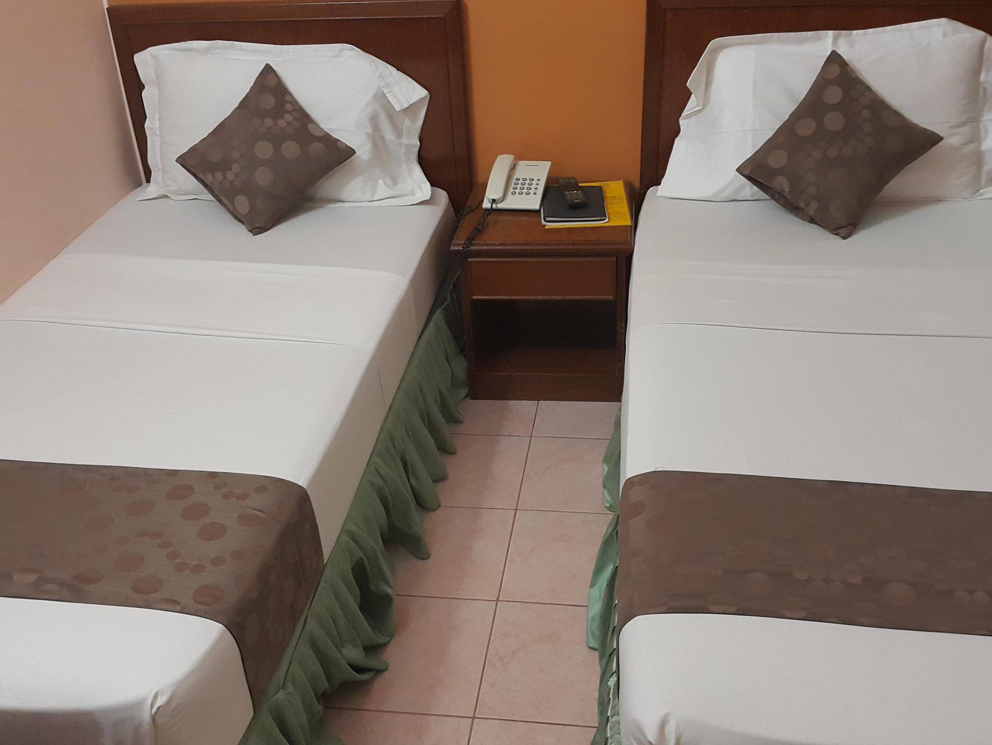 מאלה Skai Lodge מראה חיצוני תמונה